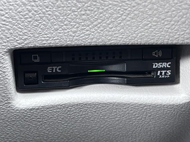 TOYOTA SIENTA 2015 Image 31