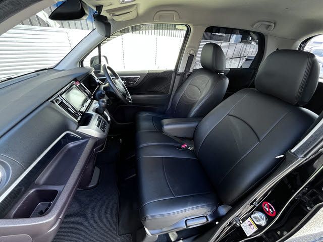 HONDA N-WGN CUSTOM 2013 Image 31