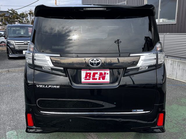 TOYOTA VELLFIRE 2017 Image 31
