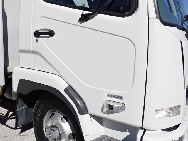 MITSUBISHI FUSOU FIGHTER 2015 Image 31