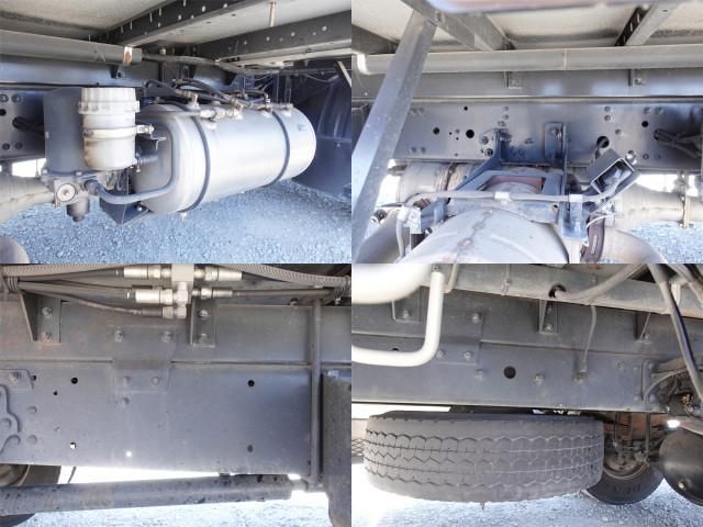 MITSUBISHI FUSOU FIGHTER 2015 Image 31