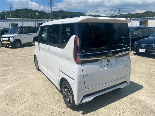 NISSAN ROOX 2024 Image 31