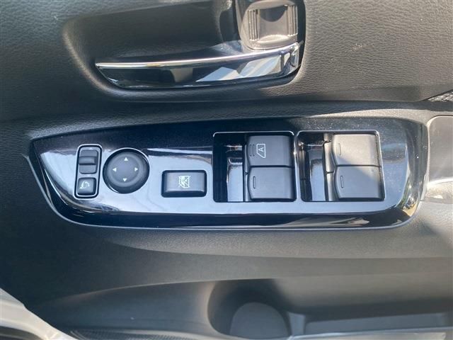 NISSAN ROOX 2024 Image 31