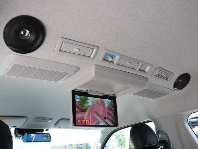 TOYOTA HIACE WAGON 2022 Image 31