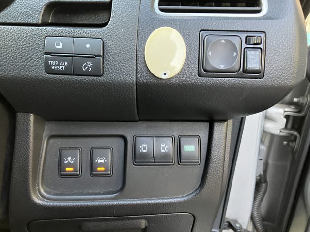 NISSAN SERENA  S-HYBRID 2014 Image 31