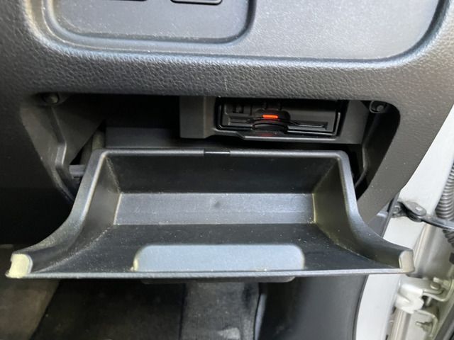 NISSAN SERENA  S-HYBRID 2014 Image 31