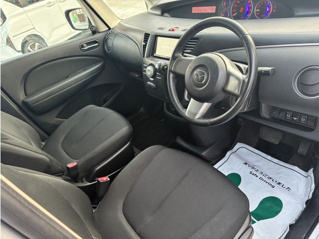 MAZDA BIANTE 4WD 2011 Image 31