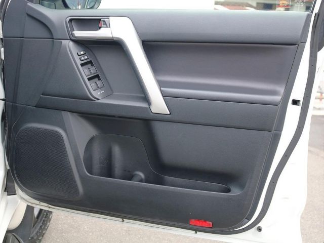 TOYOTA LANDCRUISER PRADO 2021 Image 31