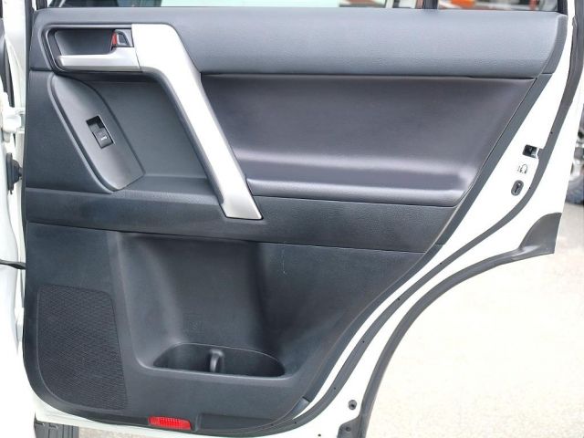 TOYOTA LANDCRUISER PRADO 2021 Image 31