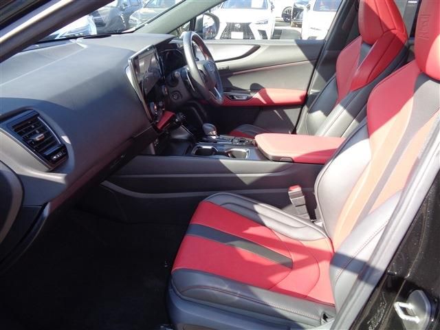 TOYOTA LEXUS NX350H 2022 Image 31