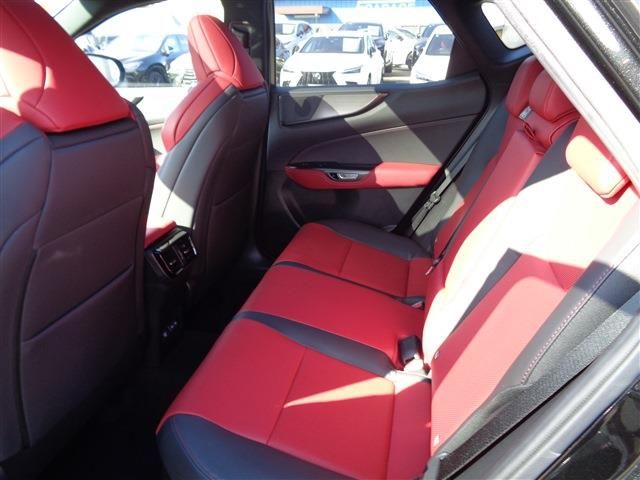 TOYOTA LEXUS NX350H 2022 Image 31