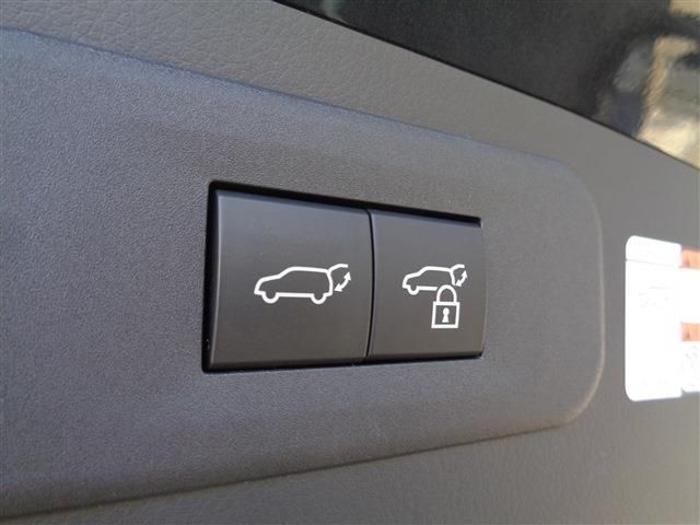 TOYOTA LEXUS NX350H 2022 Image 31