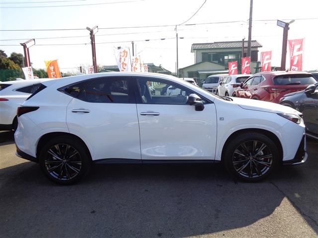 TOYOTA LEXUS NX350H 2023 Image 31