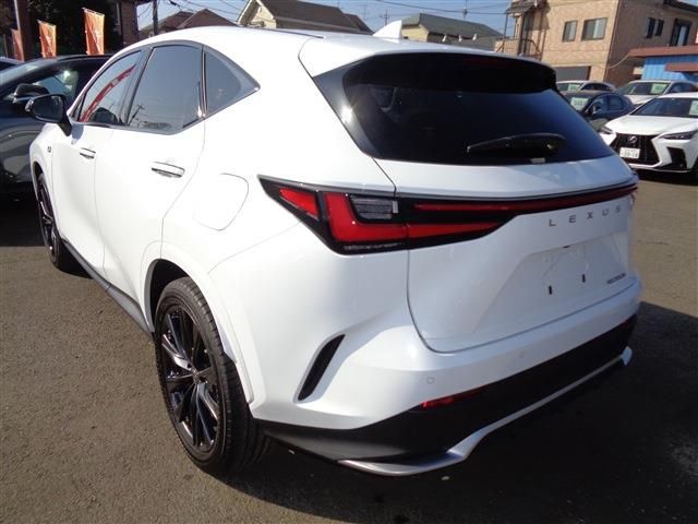 TOYOTA LEXUS NX350H 2023 Image 31