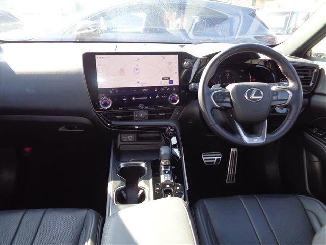 TOYOTA LEXUS NX350H 2023 Image 31