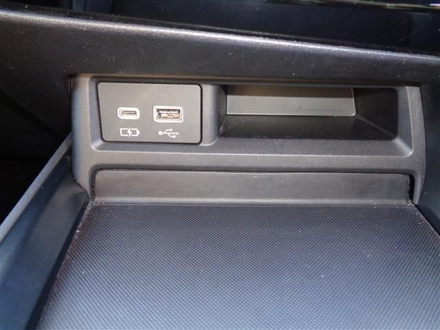 TOYOTA LEXUS NX350H 2023 Image 31