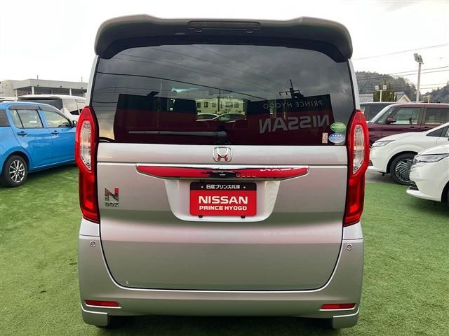 HONDA N BOX 2021 Image 31