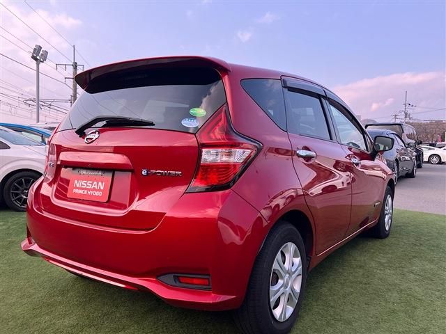 NISSAN NOTE 2017 Image 31