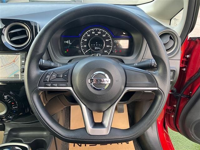 NISSAN NOTE 2017 Image 31