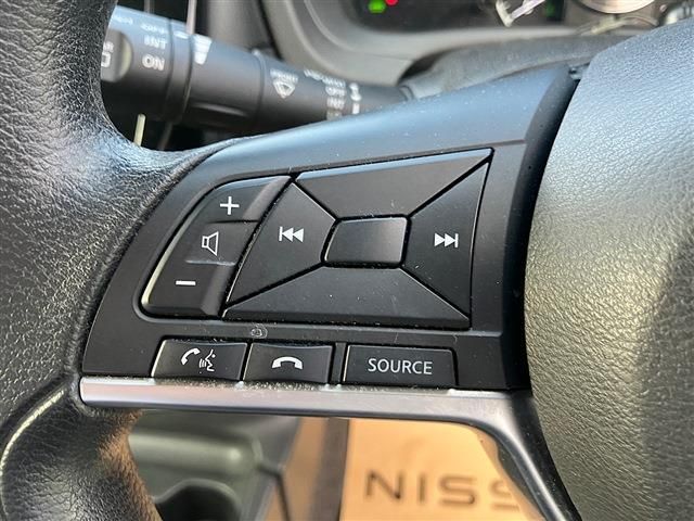 NISSAN NOTE 2017 Image 31