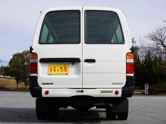 TOYOTA DYNA ROUTE VAN 2021 Image 31