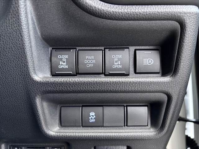 TOYOTA SIENTA HYBRID 2022 Image 31