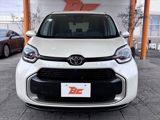 TOYOTA SIENTA HYBRID 2022 Image 31