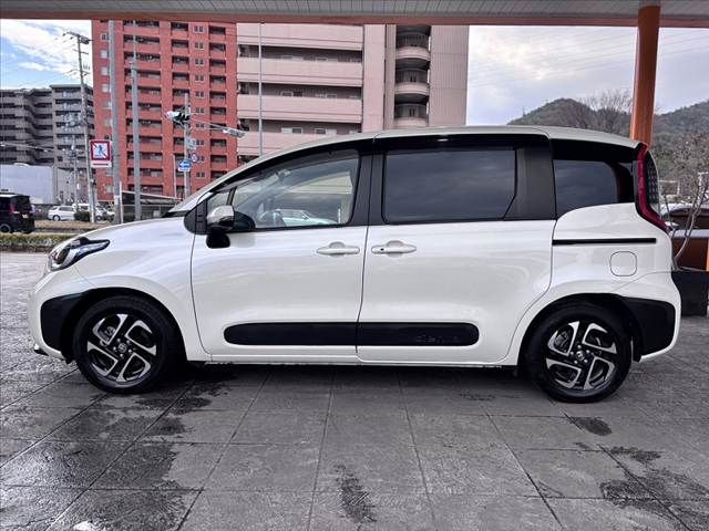 TOYOTA SIENTA HYBRID 2022 Image 31