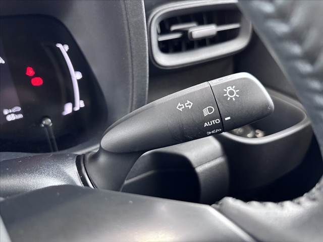 TOYOTA SIENTA HYBRID 2022 Image 31