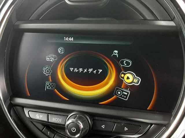 BMW MINI COOPER 5DOO 2016 Image 31