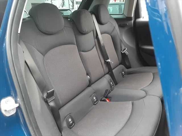 BMW MINI COOPER 5DOO 2016 Image 31