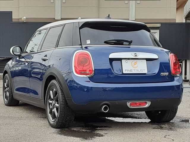 BMW MINI COOPER 5DOO 2016 Image 31