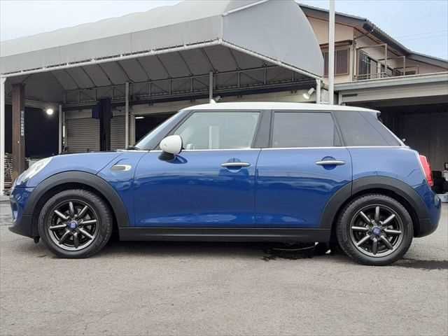 BMW MINI COOPER 5DOO 2016 Image 31