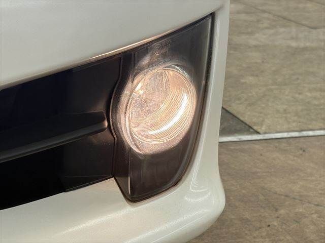 TOYOTA CROWN SEDAN 2010 Image 31