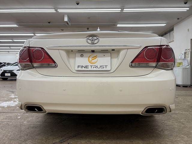 TOYOTA CROWN SEDAN 2010 Image 31