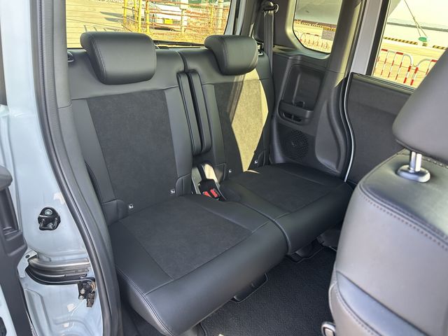 HONDA N BOX CUSTOM 2025 Image 31