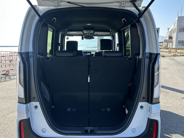 HONDA N BOX CUSTOM 2025 Image 31