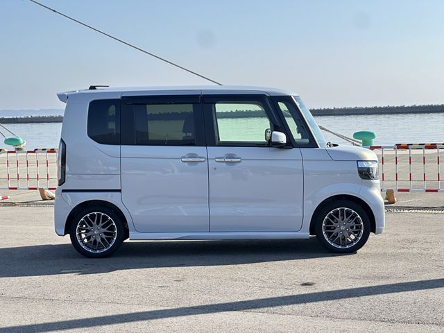 HONDA N BOX CUSTOM 2025 Image 31