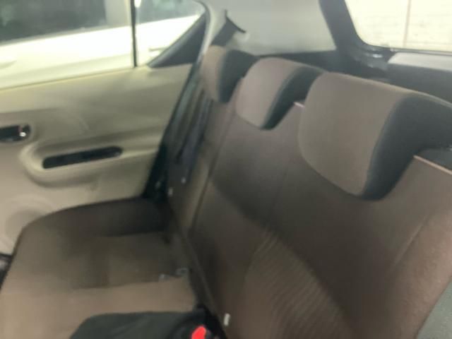 TOYOTA AQUA 2013 Image 31