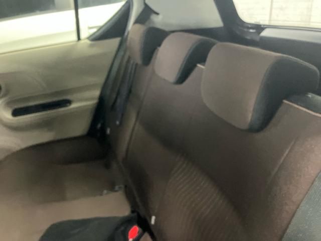 TOYOTA AQUA 2013 Image 31