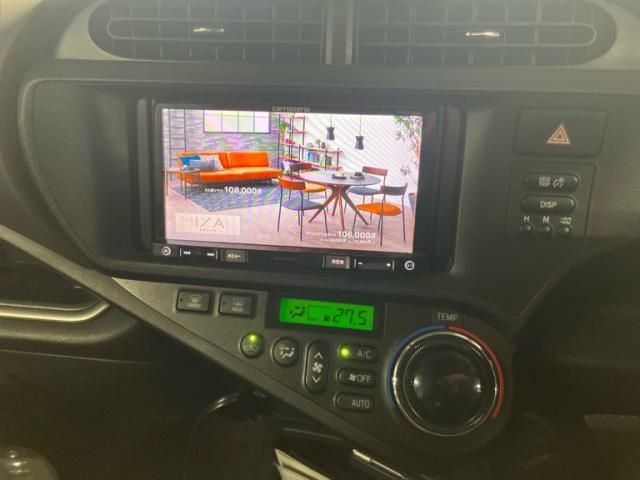 TOYOTA AQUA 2013 Image 31