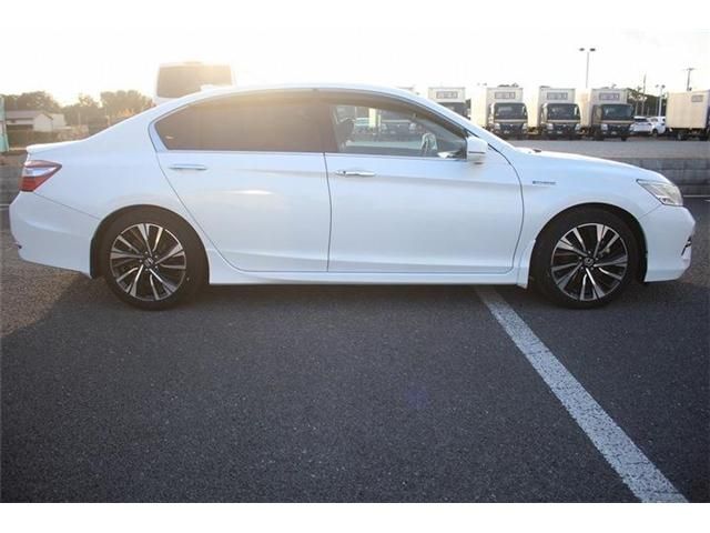 HONDA ACCORD HYBRID 2018 Image 31