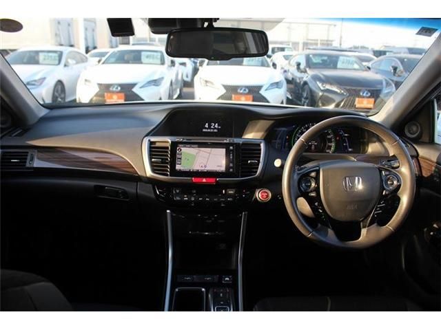 HONDA ACCORD HYBRID 2018 Image 31