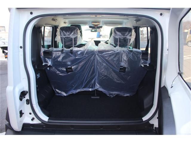 SUZUKI JIMNY NOMADE 2026 Image 31