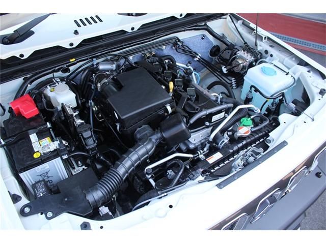 SUZUKI JIMNY NOMADE 2026 Image 31