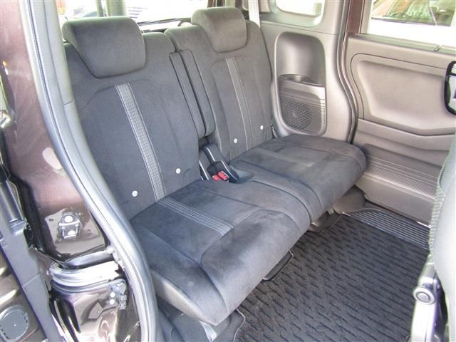 HONDA N BOX CUSTOM 2021 Image 31