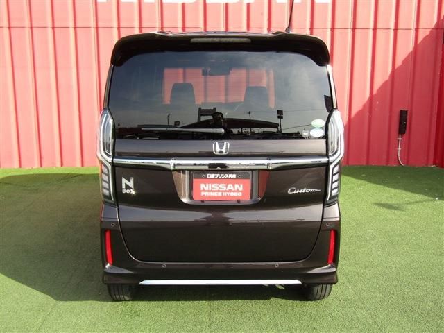 HONDA N BOX CUSTOM 2021 Image 31