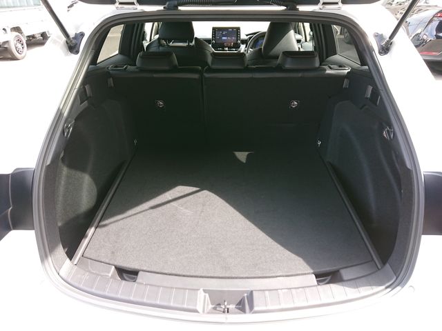 TOYOTA COROLLA TOURING HYBR 2022 Image 31