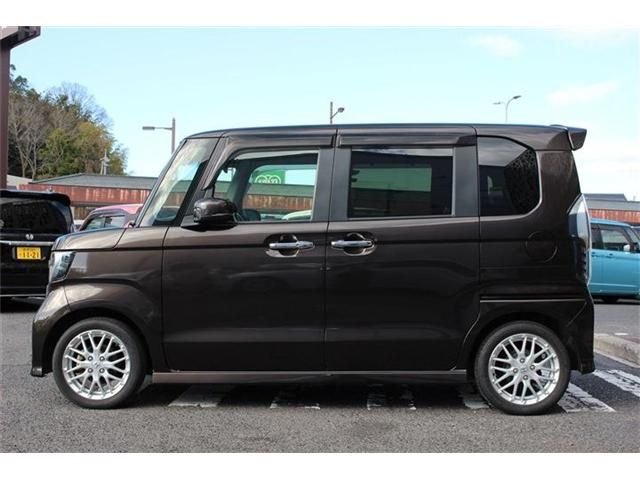 HONDA N BOX CUSTOM 2021 Image 31