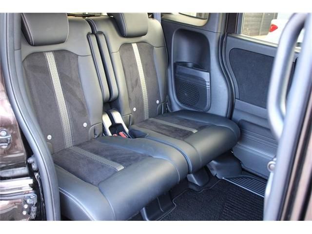 HONDA N BOX CUSTOM 2021 Image 31